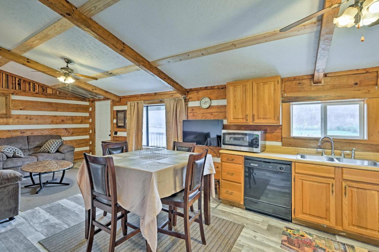Rogersville Barn Apartment On 27 Acres With Pond! מראה חיצוני תמונה